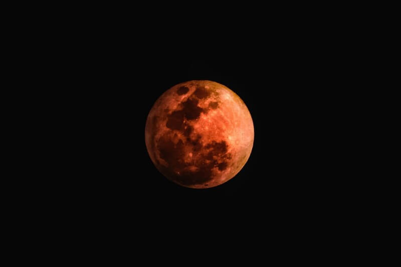 Red Moon